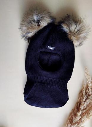 Шапка шлем с помпонами мех