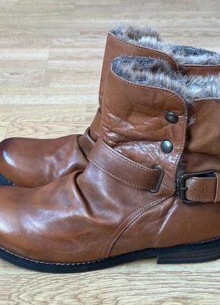 Шкіряні черевики buffalo 41 розміру в стані нових