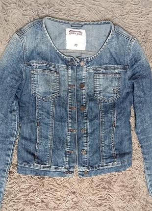 Джинсовий піджак