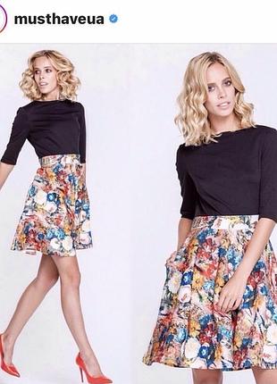 Жіноча гарна сукня must have