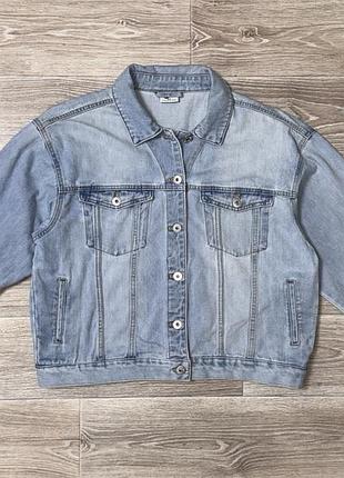 Куртка джинсовая