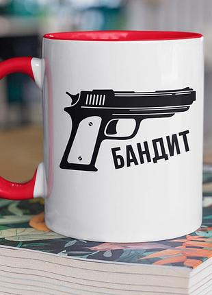 Чашка керамічна з принтом "бандит" 330 мл, біла з червоною ручкою