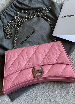 Рожева стьобана сумка balenciaga crush на ланцюжку