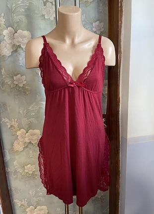 Романтична нічна сорочка