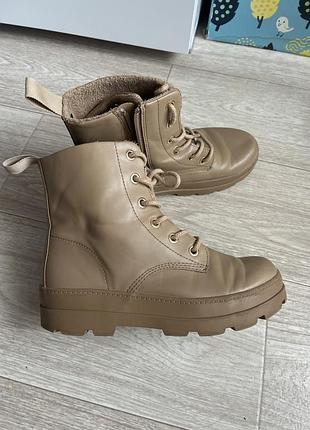 Демі ботінки чоботи на дівчинку