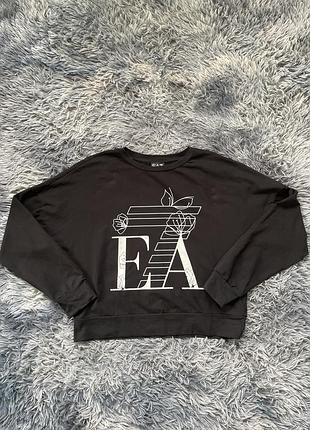 Світер жіночий