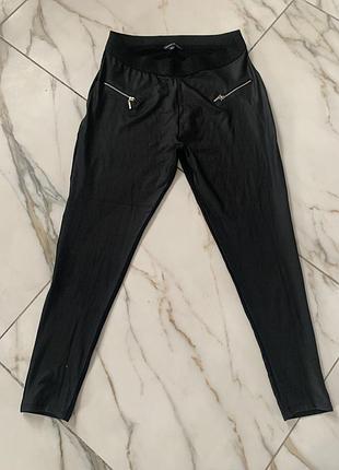 Лосіни чорні.