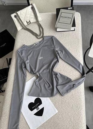 Жіночий лонгслів з вирізом для пальців