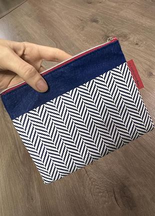 Маленька косметичка