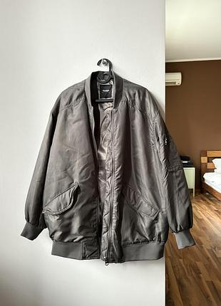 Куртка бомбер pull&bear розмір s