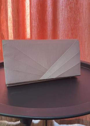 Ніжно рожевий атласний клатч  сумка