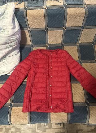 Продам куртку  тепла осінь/ весна