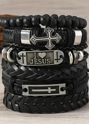 Набор плетеных мужских кожаных браслетов  с хрестом универсального размера с металлическими вставками
