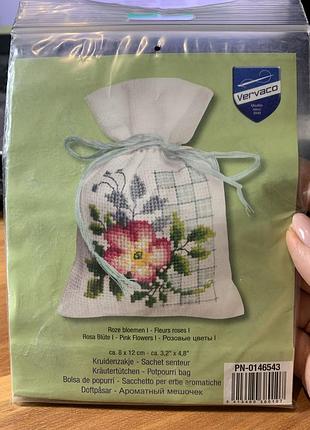 Набір для вишивання мішечка-саше vervaco pn-0146543 рожеві квіти