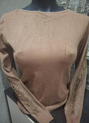 Совершенно новый кашемировый гольф в рубчик с ажурными рукавчиком