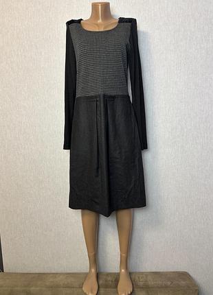 Вінтажна тепла сукня