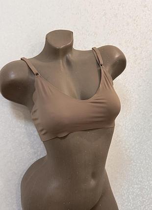 Топ безшовний