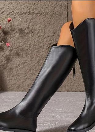 Продам осінні сапоги