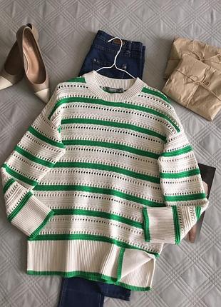 Шикарный роскошный свитер в красивой вязке удлинённого кроя в размере 12