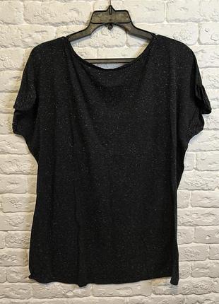 Фирменная футболка