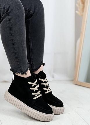 Жіночі шкіряні черевики