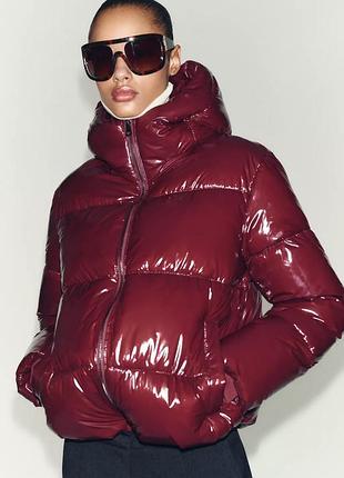 Пуховик блискучий жіночий бордовий zara new