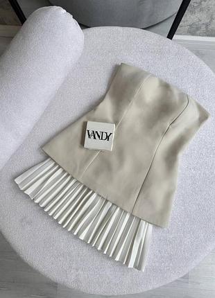 Корсетна сукня