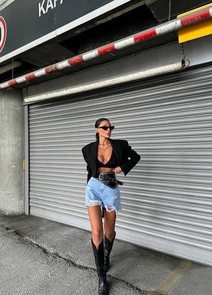 Піджак жіночий короткий