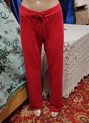 Широкие прямые брюки