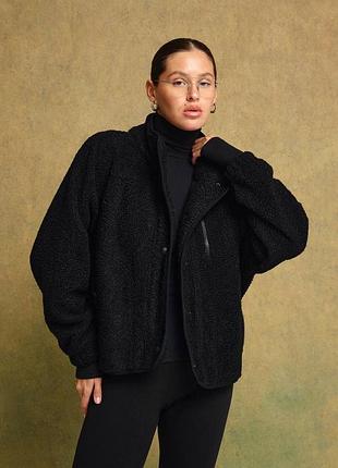 Жіноча осіння куртка бомбер барашек на кнопках в колір хутра оверсайз вільного крою, куртка тедді