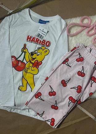 Підама на дівчинку