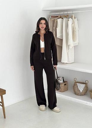 Костюм з зіпкою