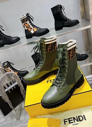 Ботинки женские