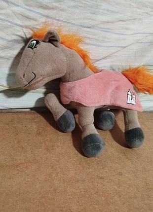 М'який іграшковий кінь