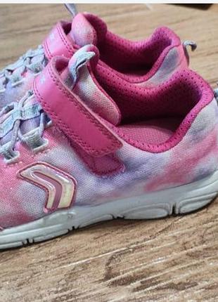 Фирменные кроссовки дл, девочки geox-34 г