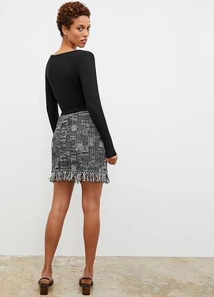 Юбка серая мини с бахромой