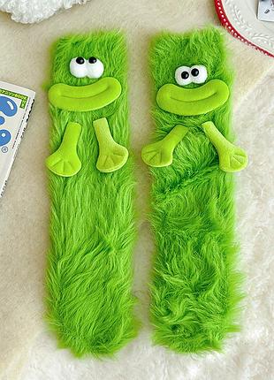 Детские пушистые носки с мордочкой 4238 зеленые с ручками и глазками мягкие мохнатые теплые на мальчика