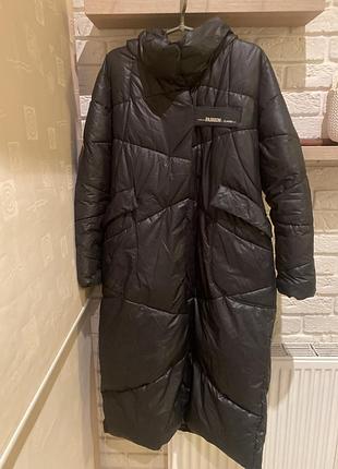 Жіночий теплий плащ