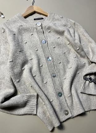 Ідеальний джемпер з ґудзиками з натуральної мушлі 🐚