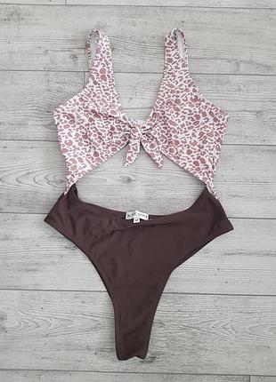 Стильний ефектний купальник