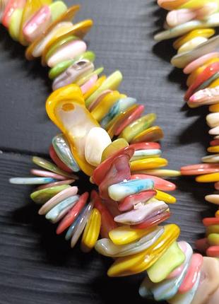 Яркое колье бусы с перламутром 3