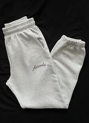 Жіночі джогери