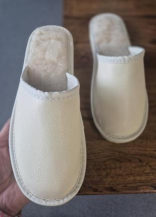 Белые кожаные тапочки, качество супер