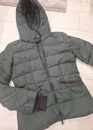 Куртка пуховие