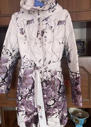 Жіноча демісезонна куртка