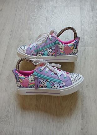 Кроссовки на дівчинку skechers оригинал.