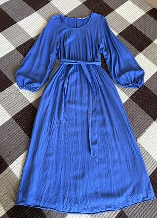 Синьо-блакитна сукня міді на пояс з довгими рукавами