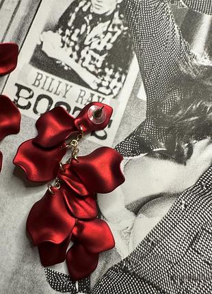 Серьги эффектные вечерние лепестки длинные массивные висячие большие