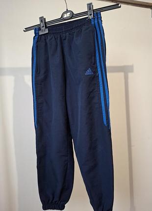Спортивные штаны adidas