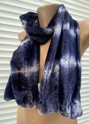 Шарф плюшевий синій